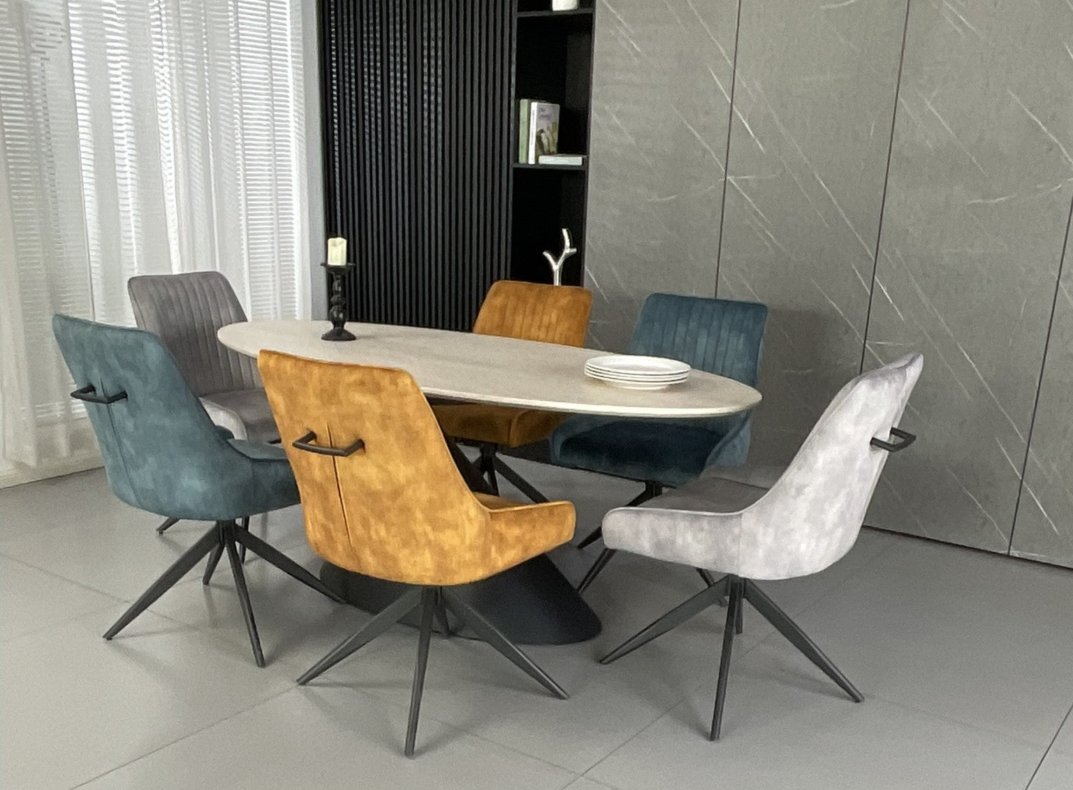 Mistral Dinning Set + Mixed colour Russel (4)